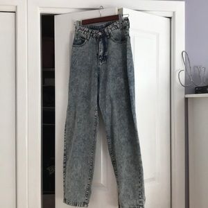 Bleach Wash Mom Jeans - Size XS from Shein